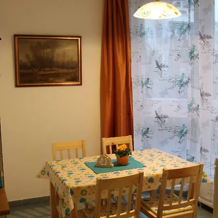Апартаменты Revfalu Apartman *