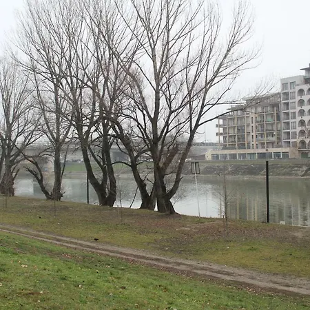 Revfalu Apartman